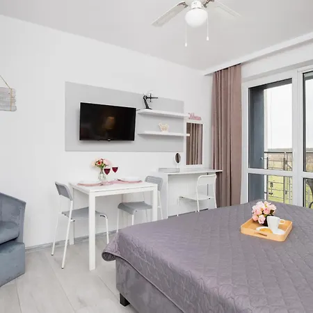 Sea Power Horyzont Typu Queen Nr 14 Z Balkonem I Tarasem By Renters