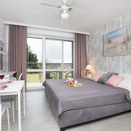 Sea Power Horyzont Typu Queen Nr 14 Z Balkonem I Tarasem By Renters Jastrzebia Gora