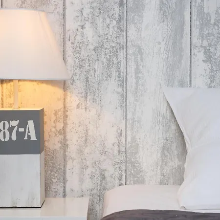 Sea Power Horyzont Typu Queen Nr 14 Z Balkonem I Tarasem By Renters *