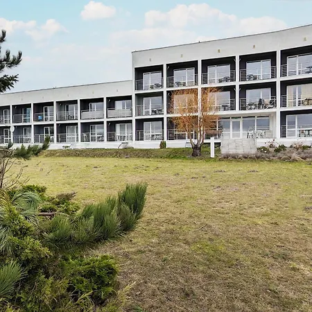 Sea Power Horyzont Typu Queen Nr 14 Z Balkonem I Tarasem By Renters *