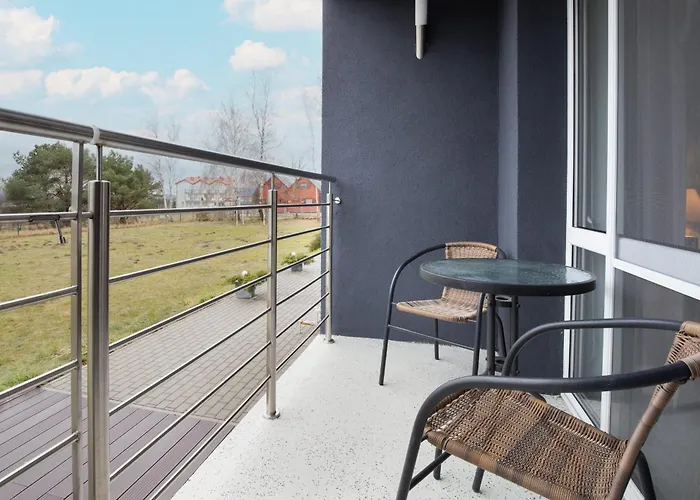 Sea Power Horyzont Typu Queen Nr 14 Z Balkonem I Tarasem By Renters *